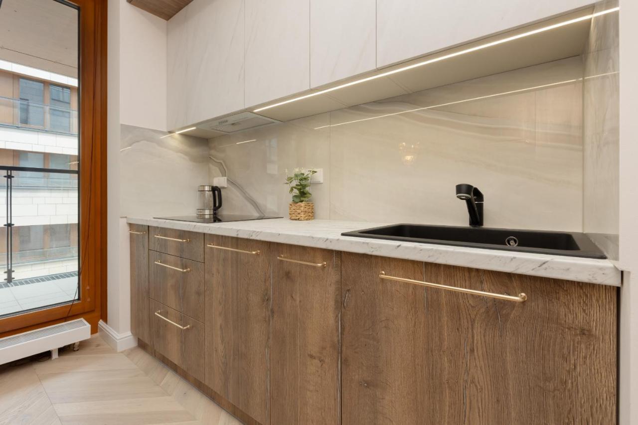 Lux Apartment Niemcewicza With Ac & Balcony Warsaw Ochota By Noclegi Renters Bagian luar foto