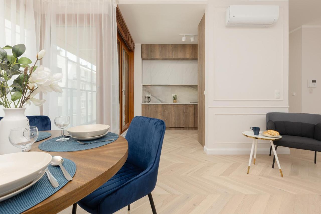 Lux Apartment Niemcewicza With Ac & Balcony Warsaw Ochota By Noclegi Renters Bagian luar foto